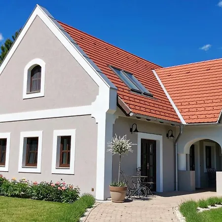 Tilia Guest house